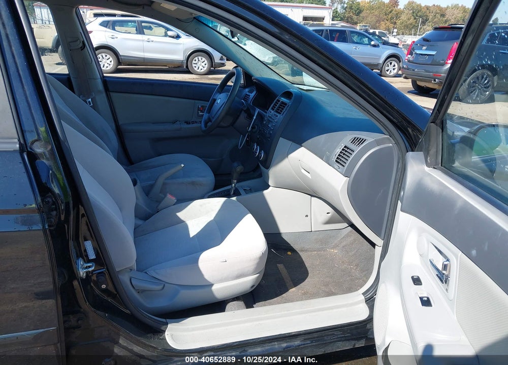 2008 KIA SPECTRA VIN: KNAFE122385533794
