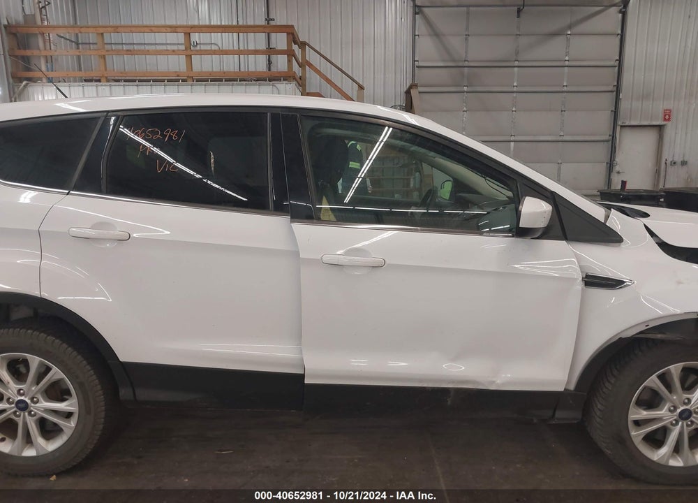 2017 FORD ESCAPE SE VIN: 1FMCU9G97HUC01761
