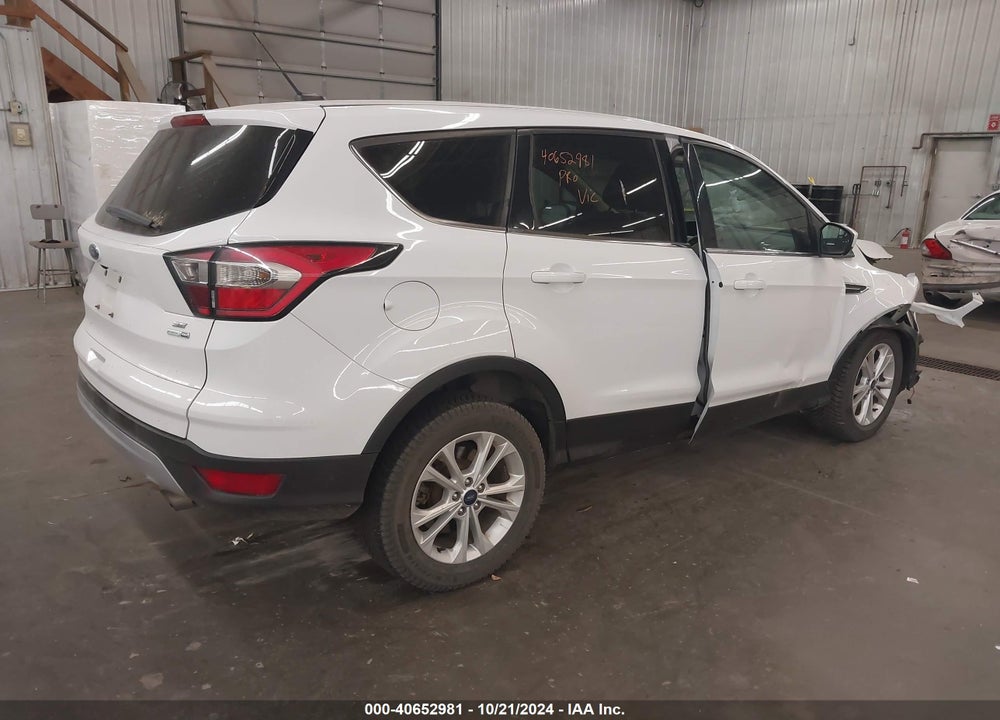 2017 FORD ESCAPE SE VIN: 1FMCU9G97HUC01761