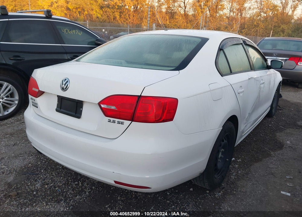 2012 VOLKSWAGEN JETTA 2.5L SE VIN: 3VWDX7AJ5CM122493