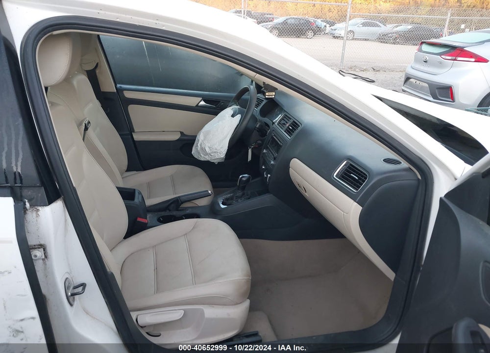 2012 VOLKSWAGEN JETTA 2.5L SE VIN: 3VWDX7AJ5CM122493