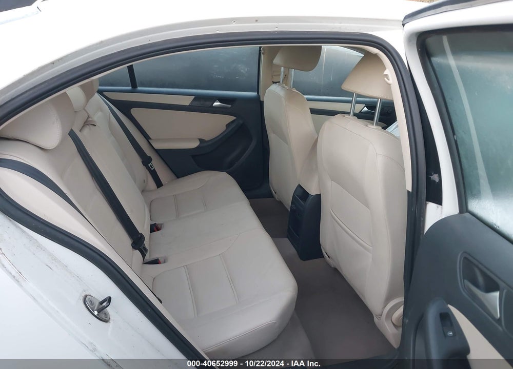 2012 VOLKSWAGEN JETTA 2.5L SE VIN: 3VWDX7AJ5CM122493