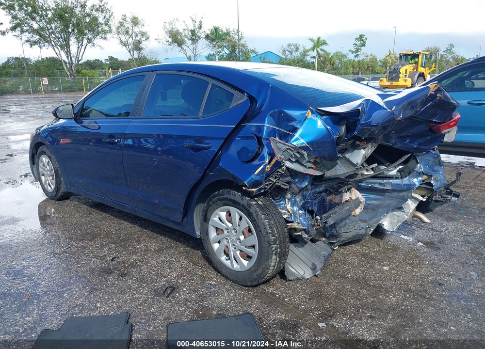 2018 HYUNDAI ELANTRA SE VIN: 5NPD74LF9JH216924