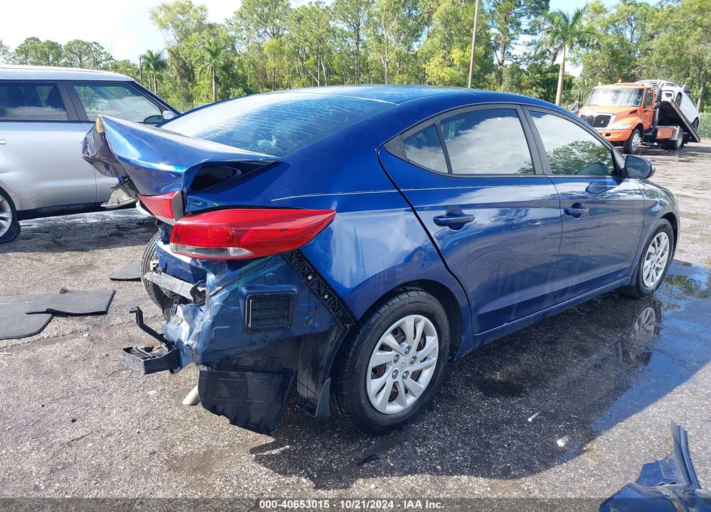 2018 HYUNDAI ELANTRA SE VIN: 5NPD74LF9JH216924