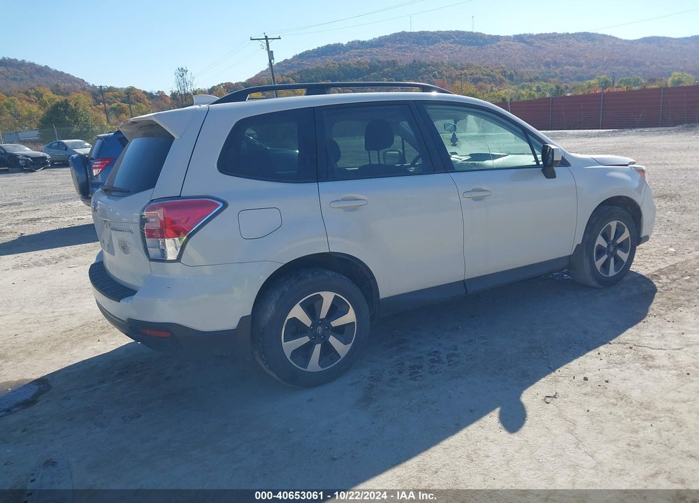 2018 SUBARU FORESTER 2.5I PREMIUM VIN: JF2SJAGC7JH497984