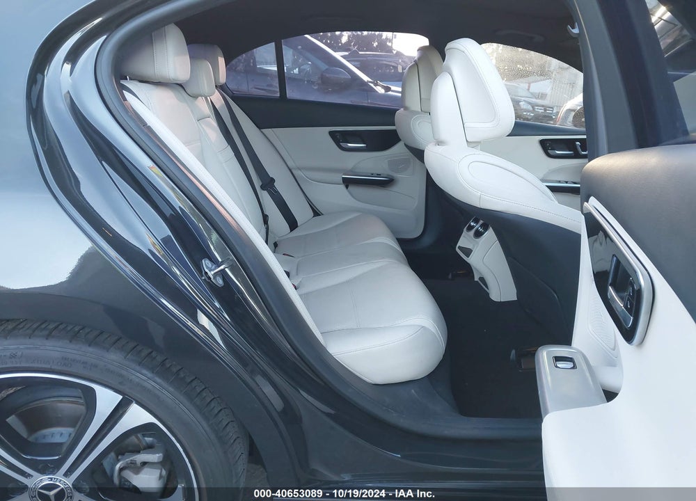 2022 MERCEDES-BENZ C 300 SEDAN VIN: W1KAF4GBXNR055713