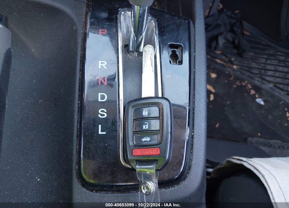 2015 HONDA CIVIC LX VIN: 19XFB2F59FE270038