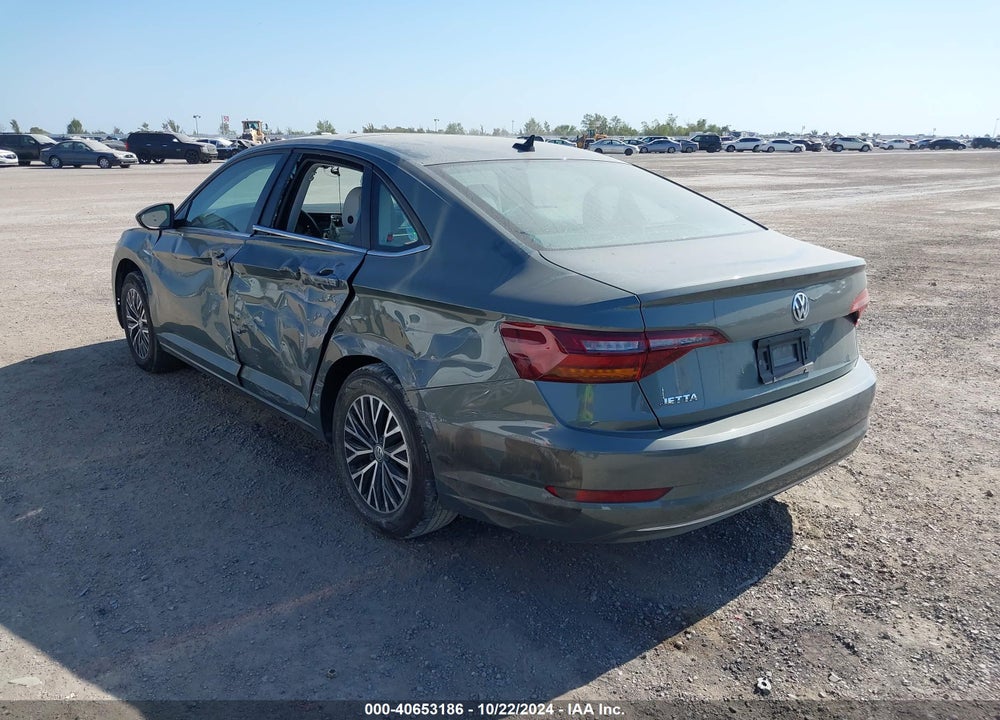 2019 VOLKSWAGEN JETTA 1.4T SEL VIN: 3VWEB7BU2KM251415