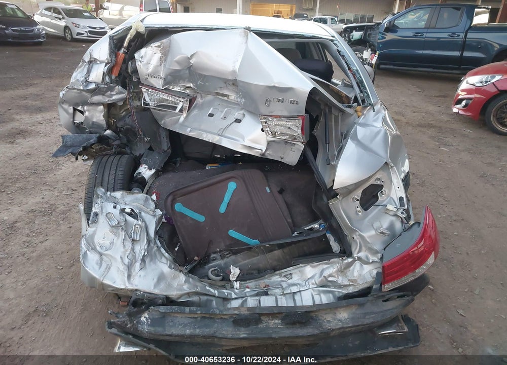 2007 HYUNDAI SONATA LIMITED/SE V6 VIN: 5NPEU46F87H172559
