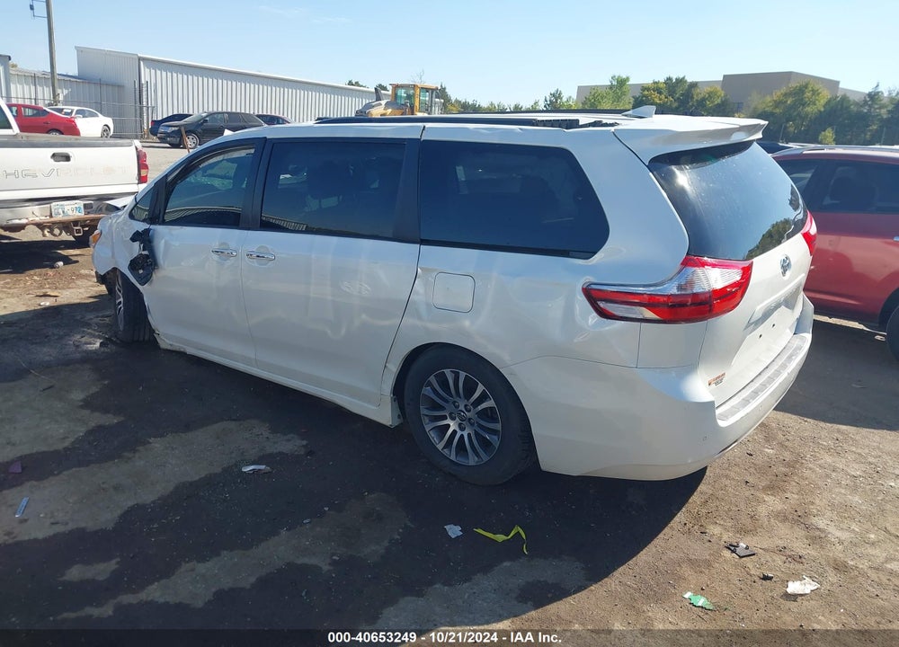 2019 TOYOTA SIENNA XLE 8 PASSENGER VIN: 5TDYZ3DC4KS967130