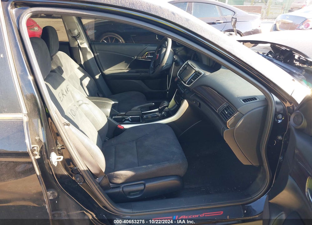 2017 HONDA ACCORD EX VIN: 1HGCR2F76HA087834