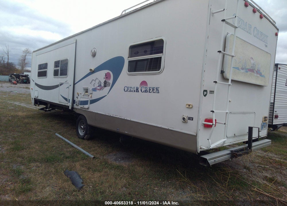 2002 CEDAR CREEK OTHER VIN: 4X4TCRF222P185058