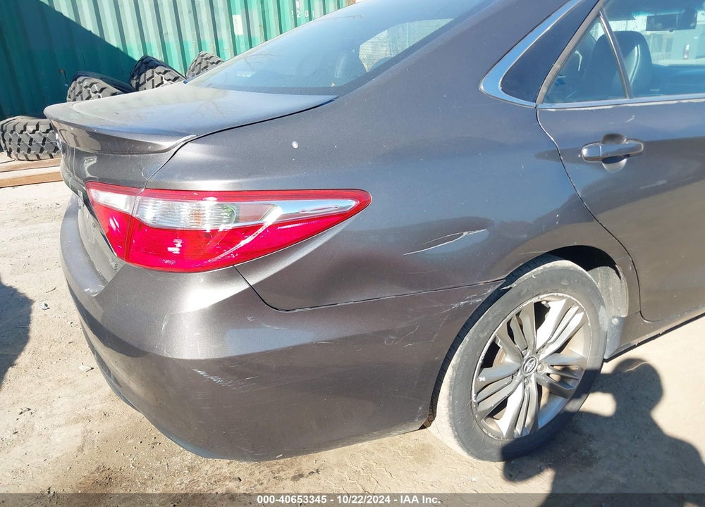 2015 TOYOTA CAMRY SE VIN: 4T1BF1FK9FU115814