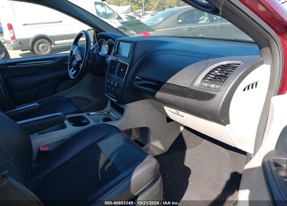 2019 DODGE GRAND CARAVAN SXT VIN: 2C4RDGCG9KR543613