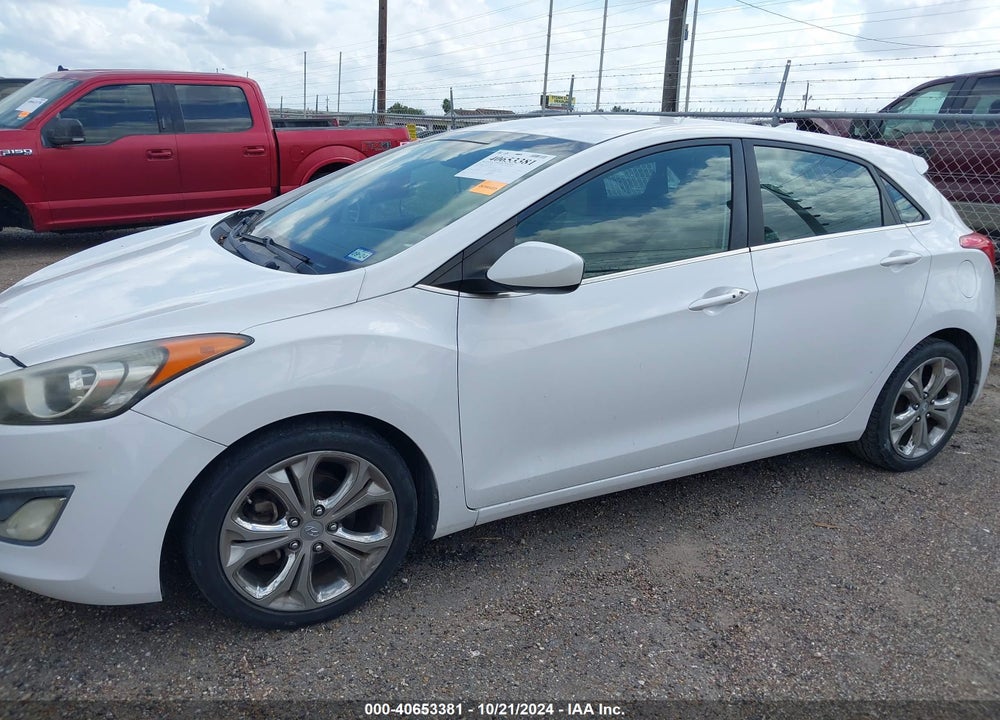 2013 HYUNDAI ELANTRA GT VIN: KMHD35LE8DU123570