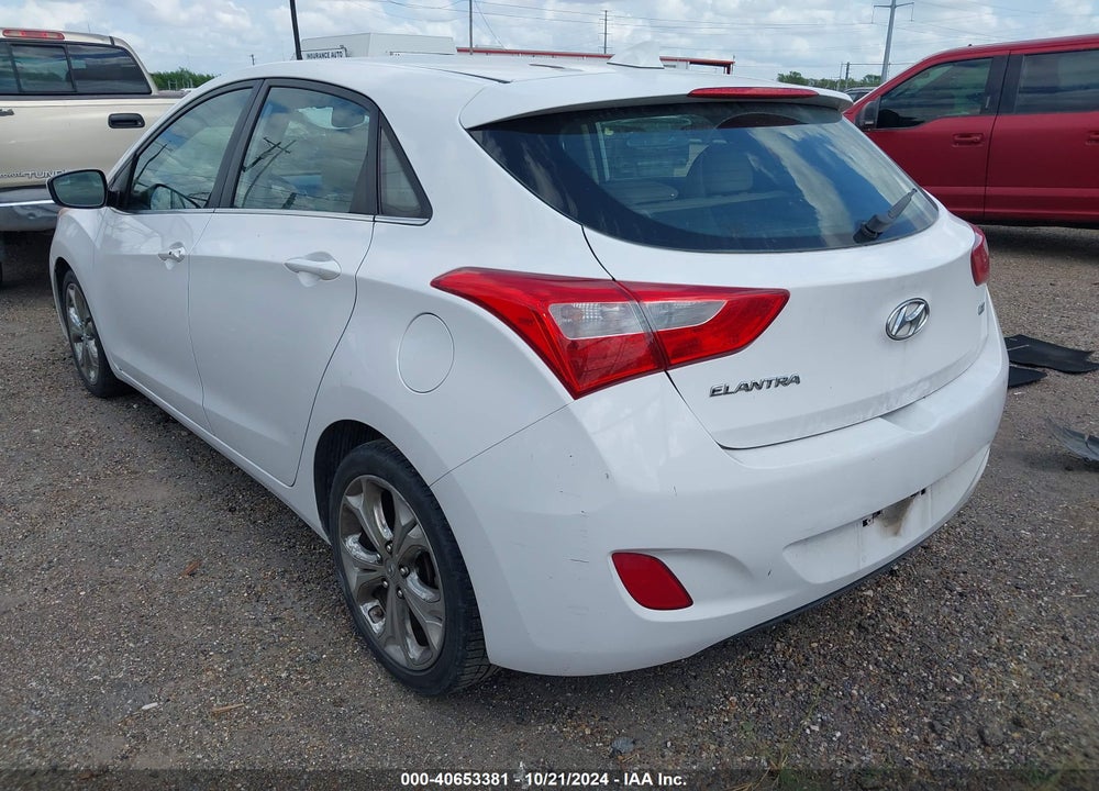 2013 HYUNDAI ELANTRA GT VIN: KMHD35LE8DU123570