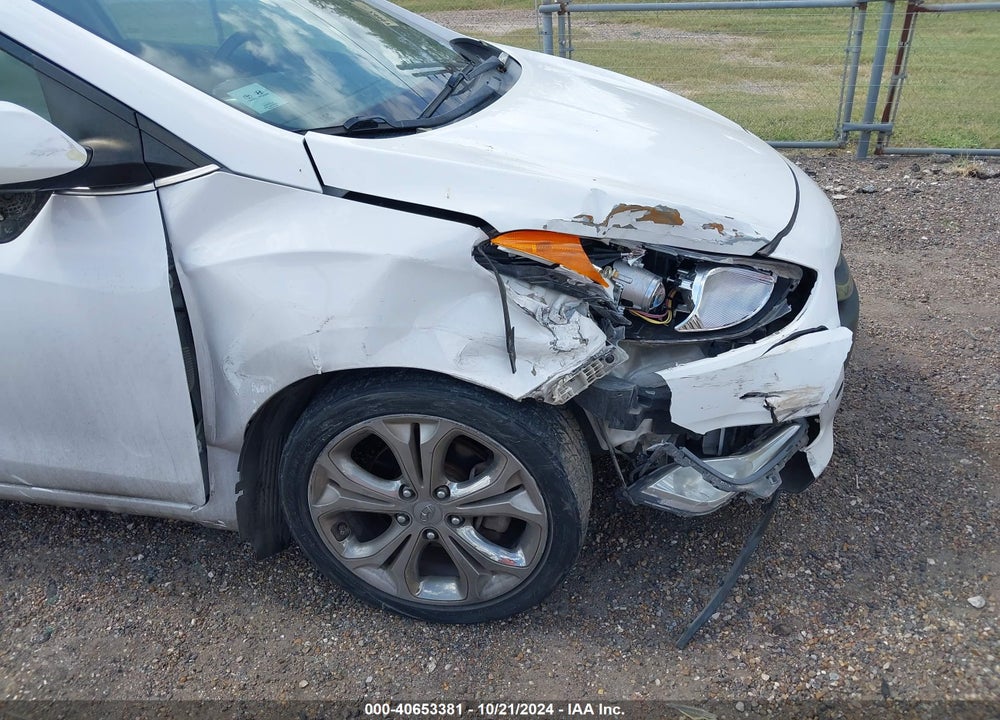 2013 HYUNDAI ELANTRA GT VIN: KMHD35LE8DU123570