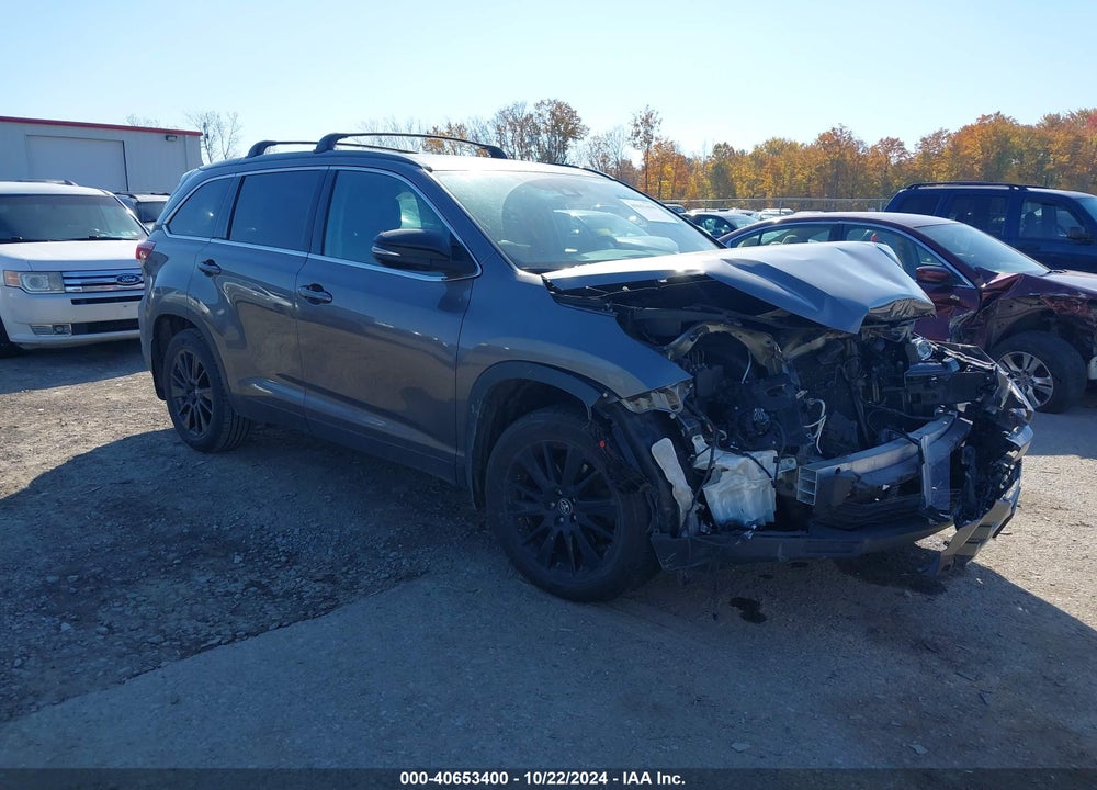 2019 TOYOTA HIGHLANDER SE VIN: 5TDJZRFH0KS620830