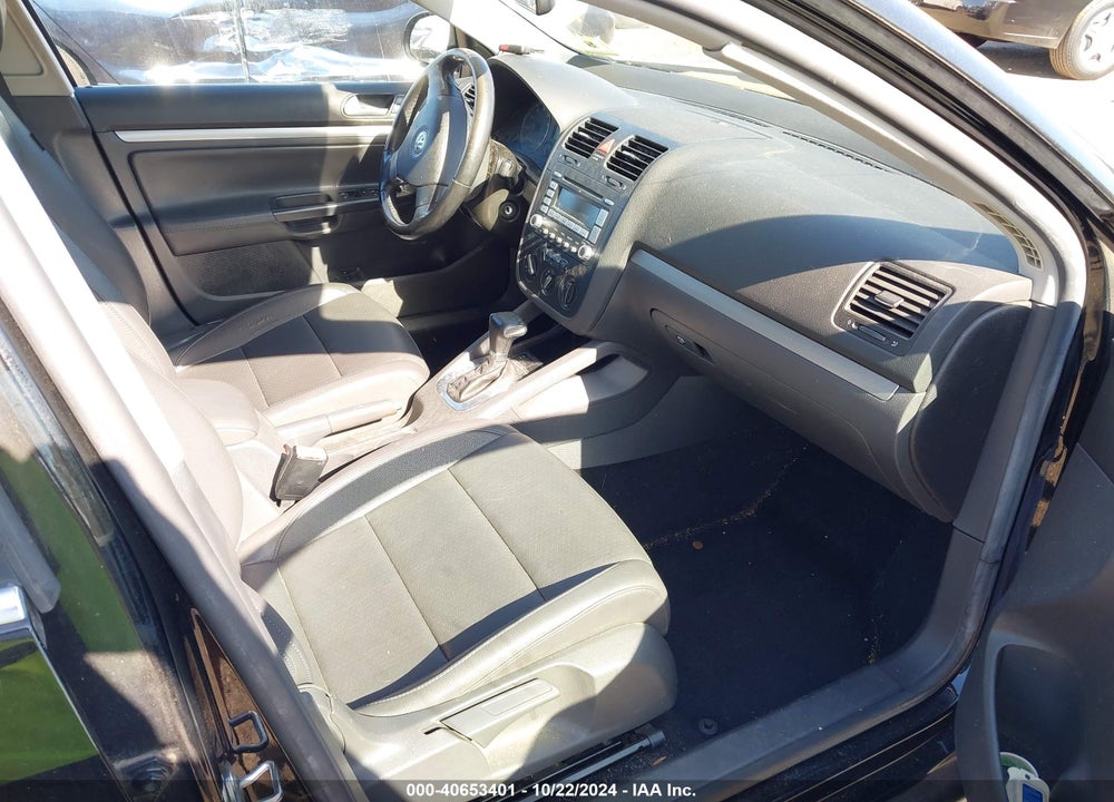 2008 VOLKSWAGEN JETTA SE/SEL VIN: 3VWRZ71K38M037913