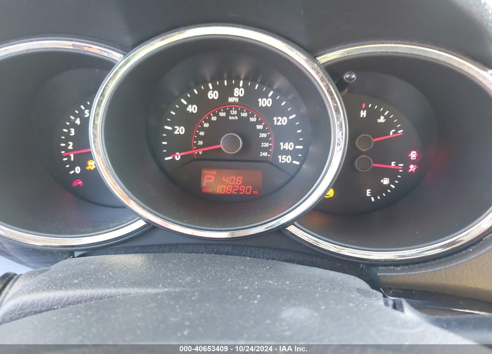 2011 KIA SORENTO LX VIN: 5XYKTCA19BG054886