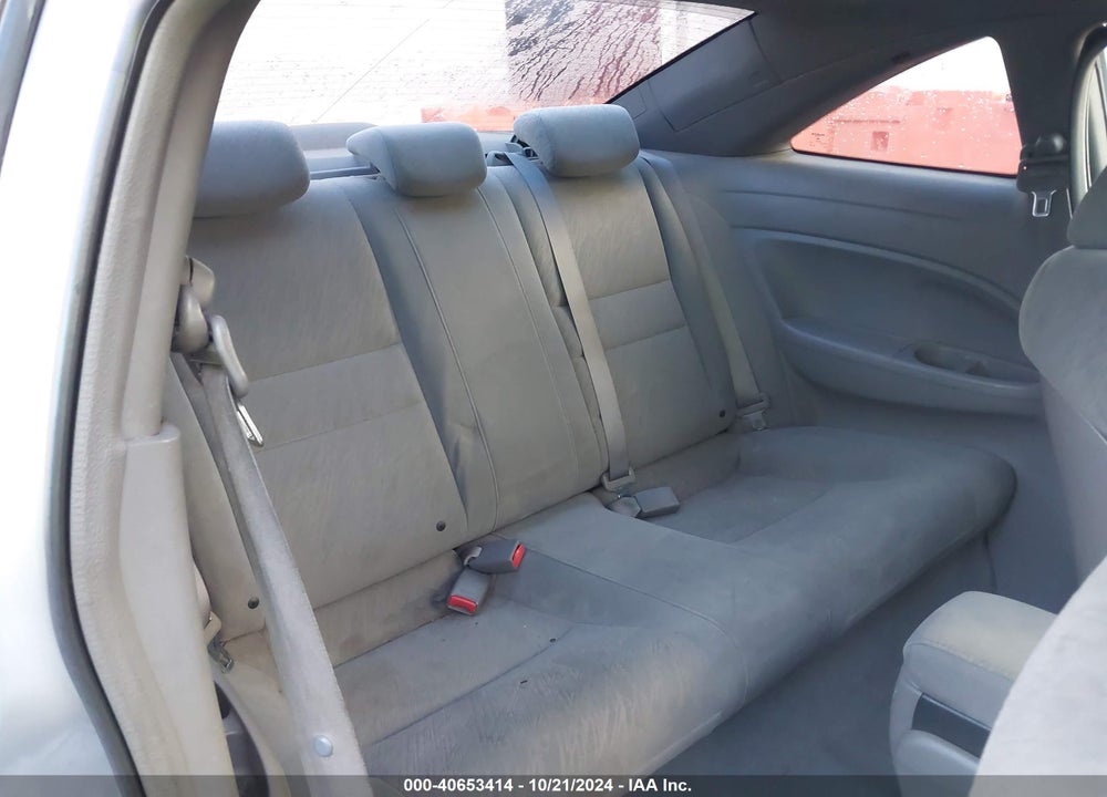2007 HONDA CIVIC LX VIN: 2HGFG11647H558813