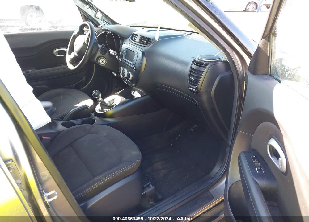 2018 KIA SOUL VIN: KNDJN2A23J7547404