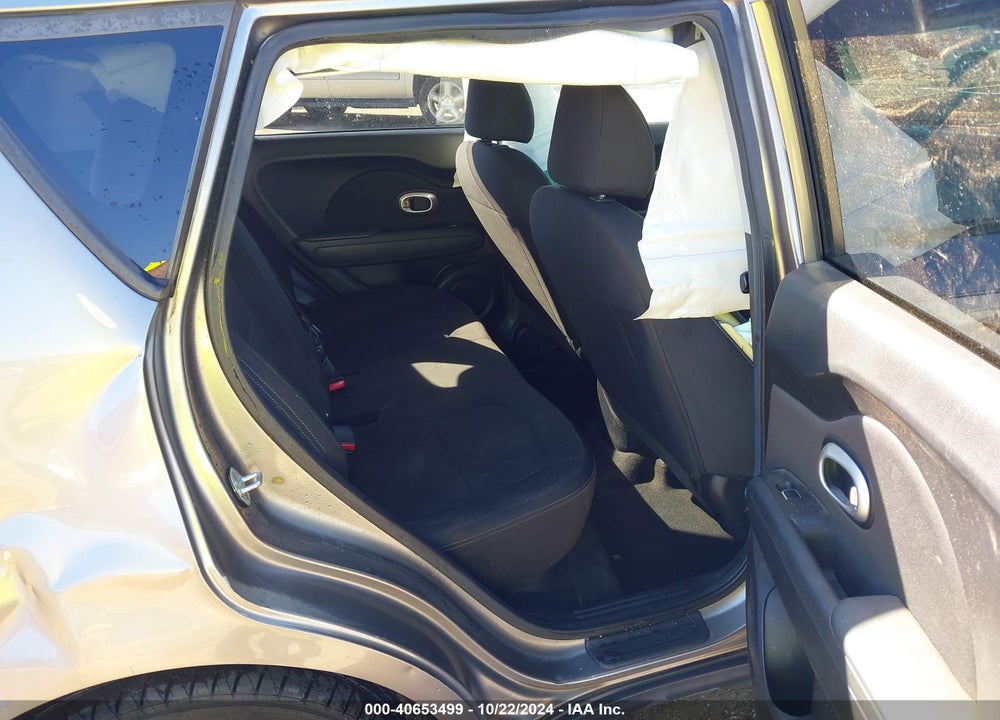 2018 KIA SOUL VIN: KNDJN2A23J7547404