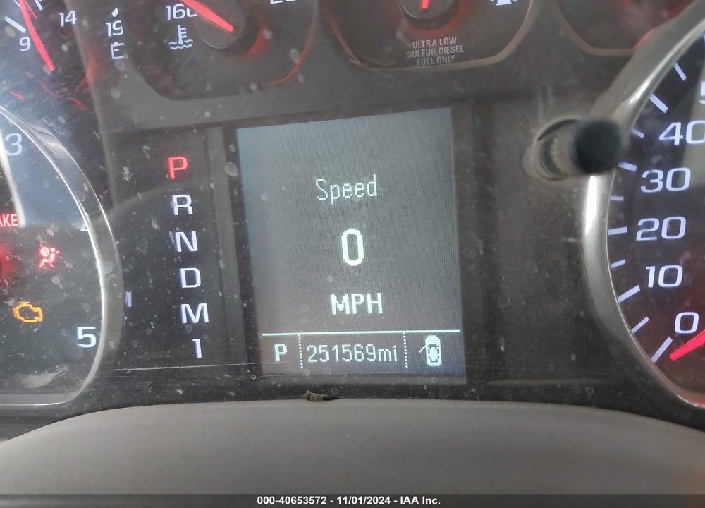 2015 GMC SIERRA 3500HD VIN: 1GT521C88FZ111374