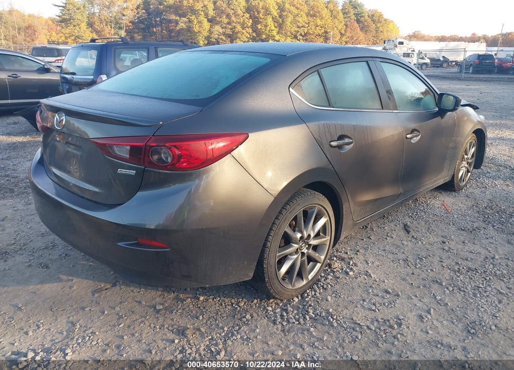 2018 MAZDA 3 TOURING VIN: 3MZBN1V32JM163733