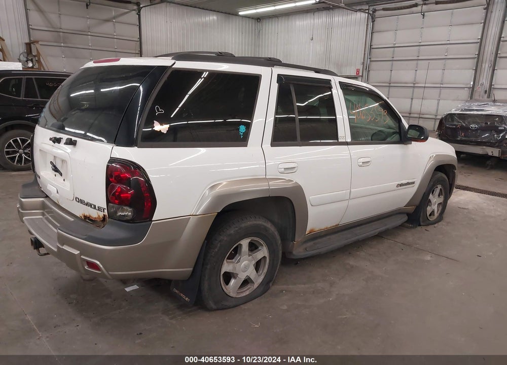 2002 CHEVROLET TRAILBLAZER LTZ VIN: 1GNDT13S622341641