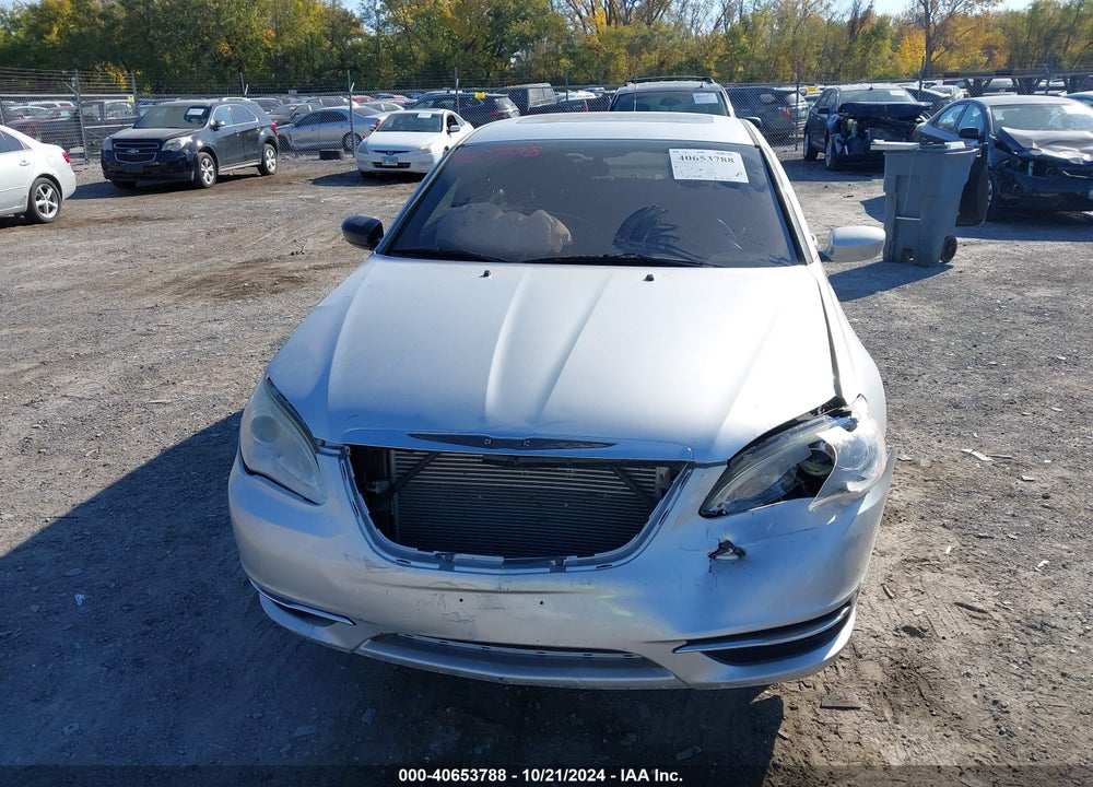 2011 CHRYSLER 200 TOURING VIN: 1C3BC1FG5BN525589