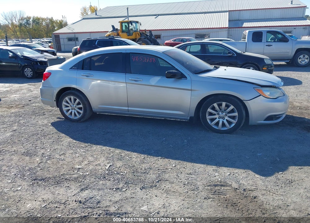 2011 CHRYSLER 200 TOURING VIN: 1C3BC1FG5BN525589