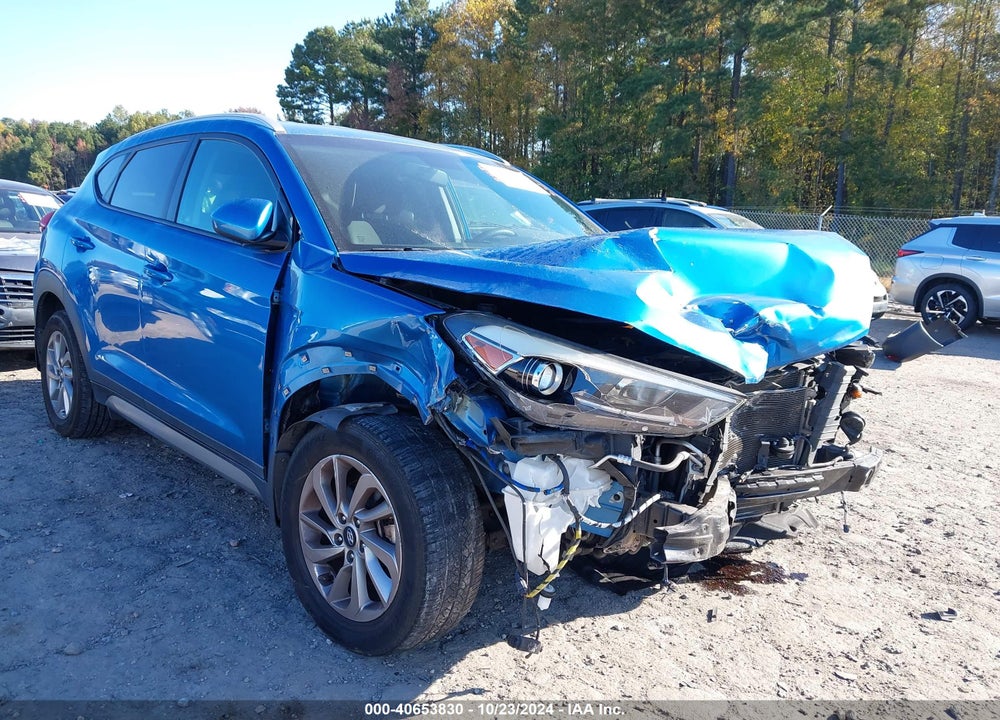 2017 HYUNDAI TUCSON SE VIN: KM8J33A44HU294341