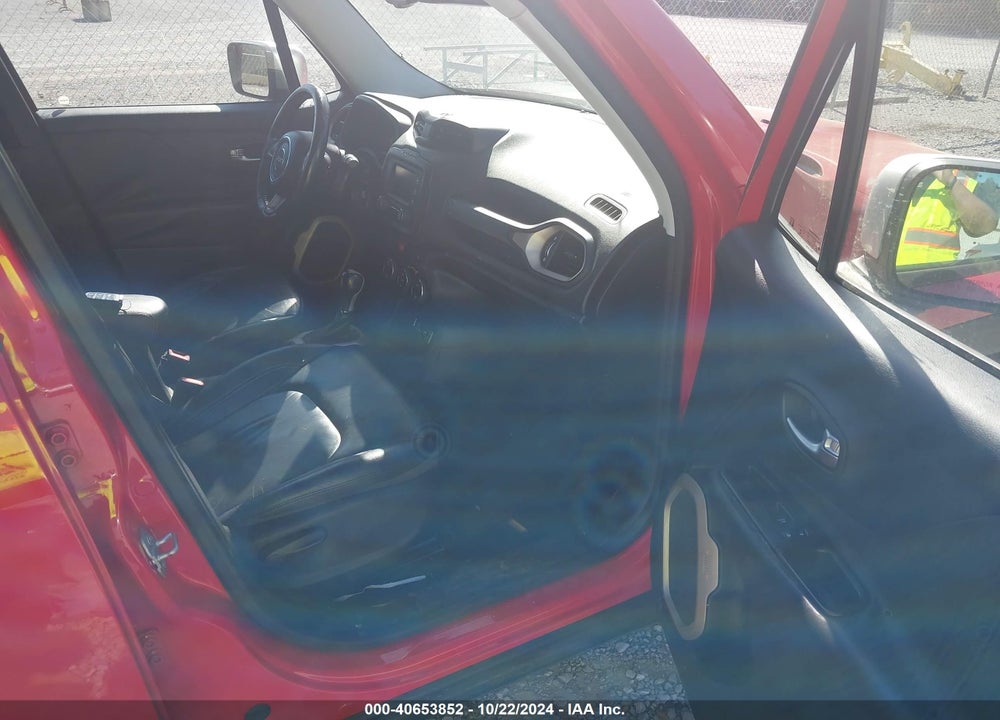 2016 JEEP RENEGADE LIMITED VIN: ZACCJADT5GPC64081