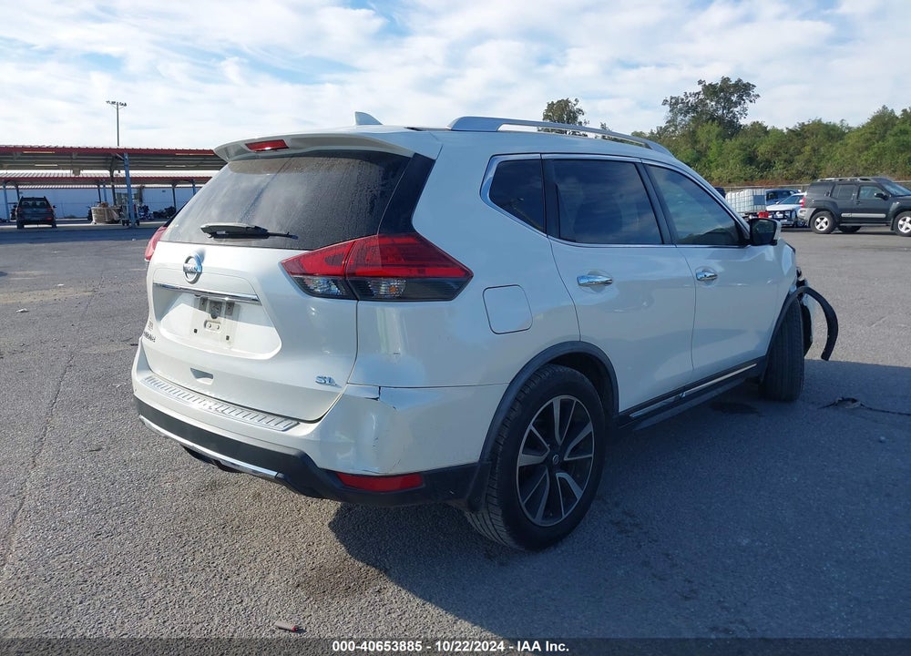 2017 NISSAN ROGUE SL VIN: JN8AT2MT6HW401741