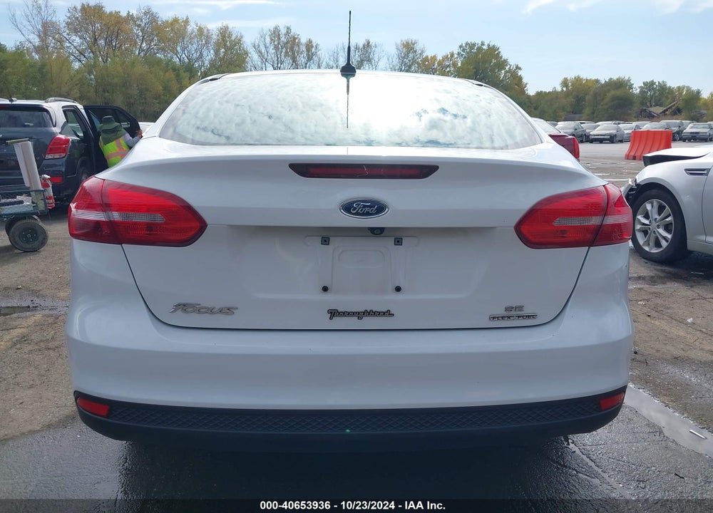 2016 FORD FOCUS VIN: 1FADP3F26GL293490
