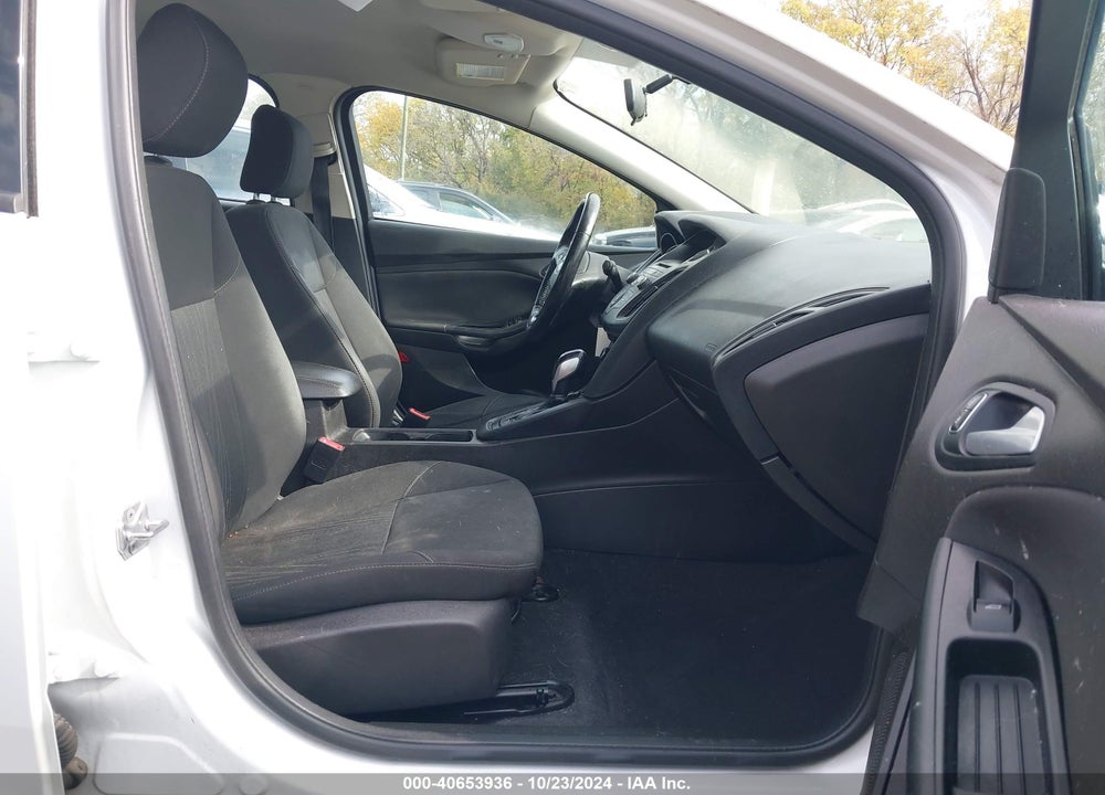2016 FORD FOCUS VIN: 1FADP3F26GL293490