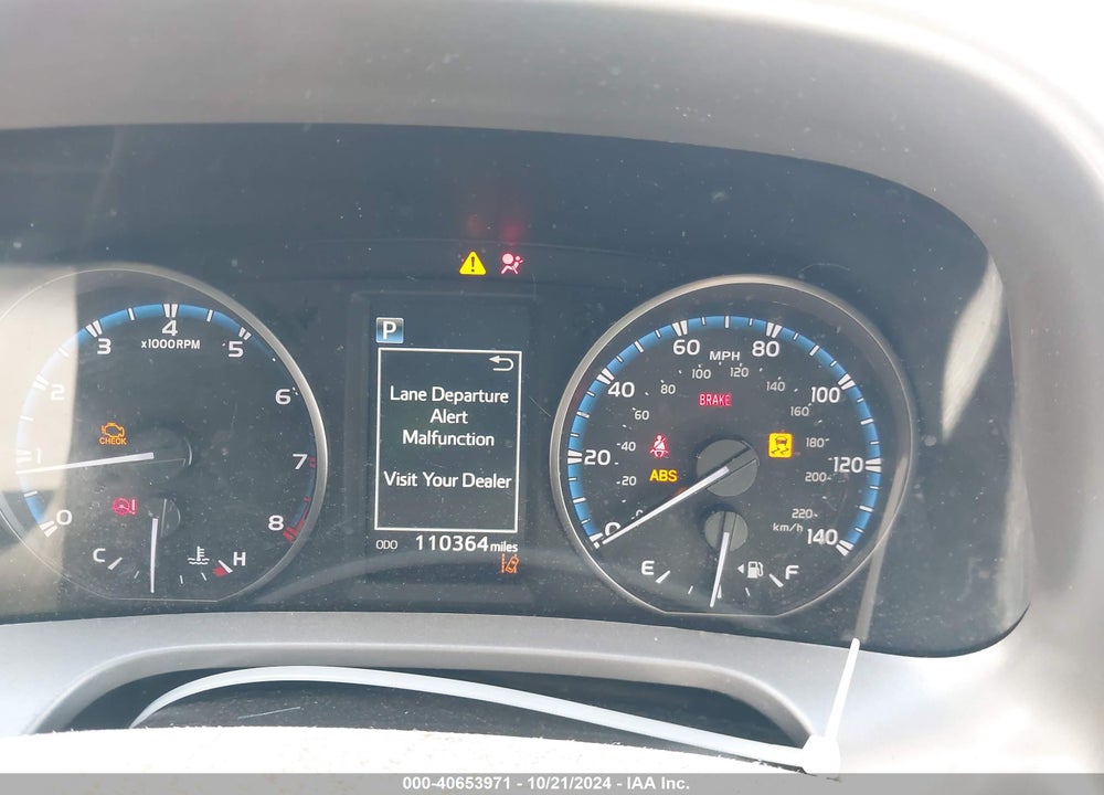 2017 TOYOTA RAV4 XLE VIN: 2T3WFREV8HW389527