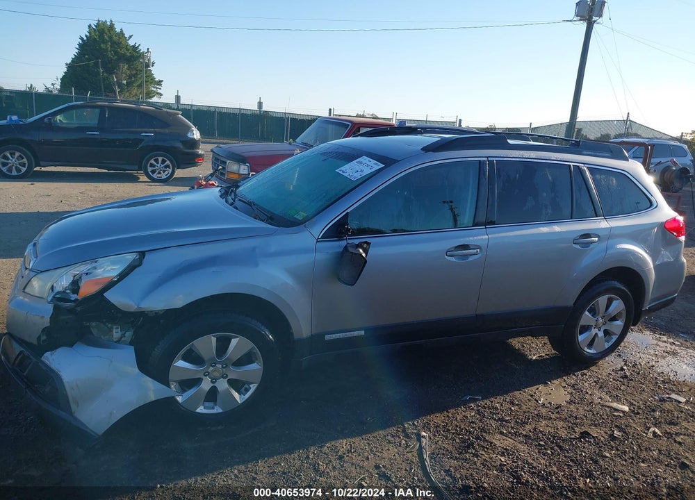 2010 SUBARU OUTBACK 2.5I LIMITED VIN: 4S4BRBKCXA3371244