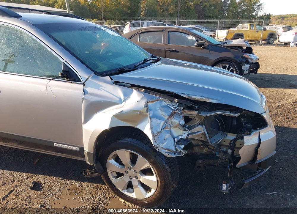 2010 SUBARU OUTBACK 2.5I LIMITED VIN: 4S4BRBKCXA3371244