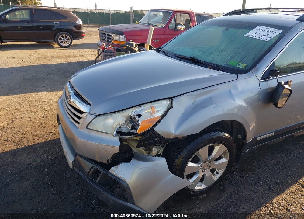 2010 SUBARU OUTBACK 2.5I LIMITED VIN: 4S4BRBKCXA3371244