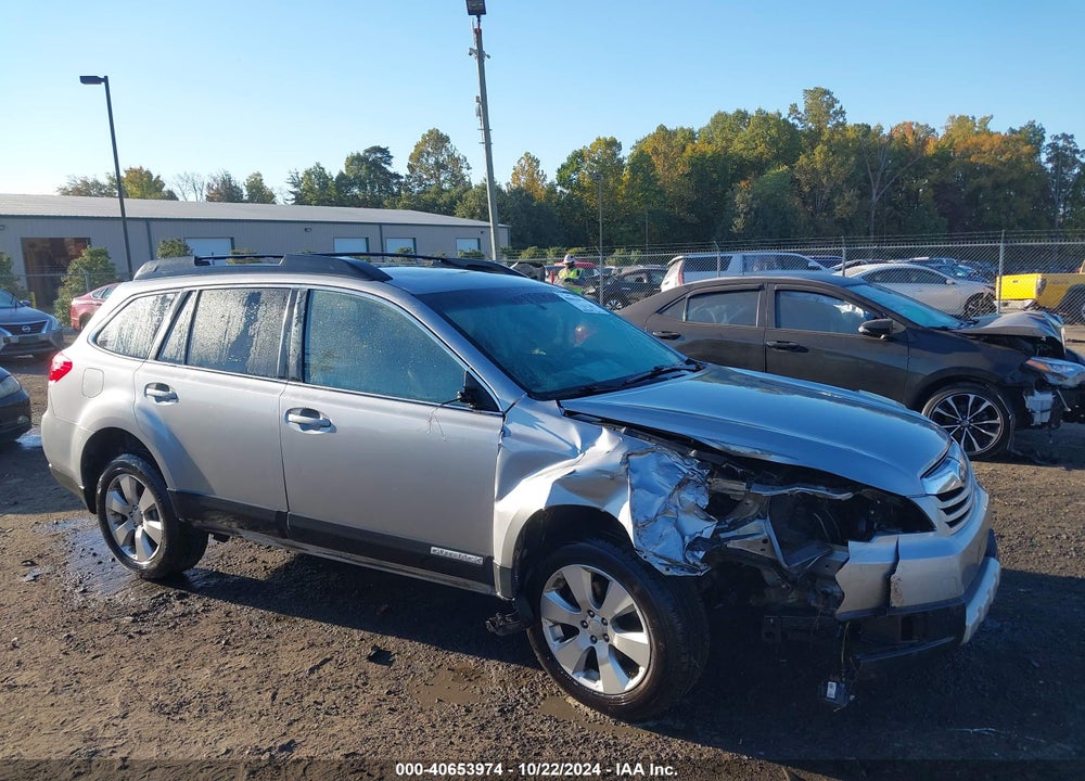 2010 SUBARU OUTBACK 2.5I LIMITED VIN: 4S4BRBKCXA3371244