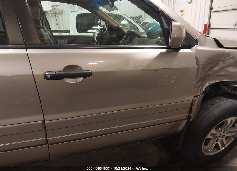 2004 HONDA PILOT EX-L VIN: 2HKYF18564H622943