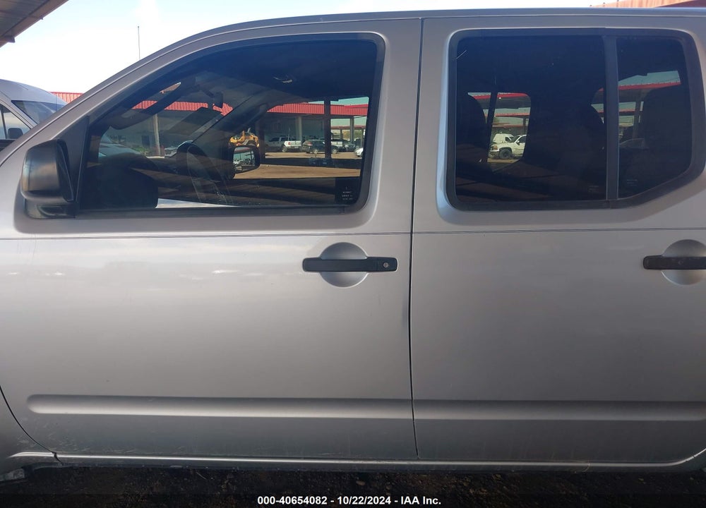 2005 NISSAN FRONTIER SE VIN: 1N6AD07U55C448576