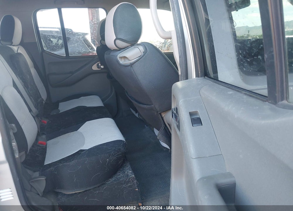 2005 NISSAN FRONTIER SE VIN: 1N6AD07U55C448576