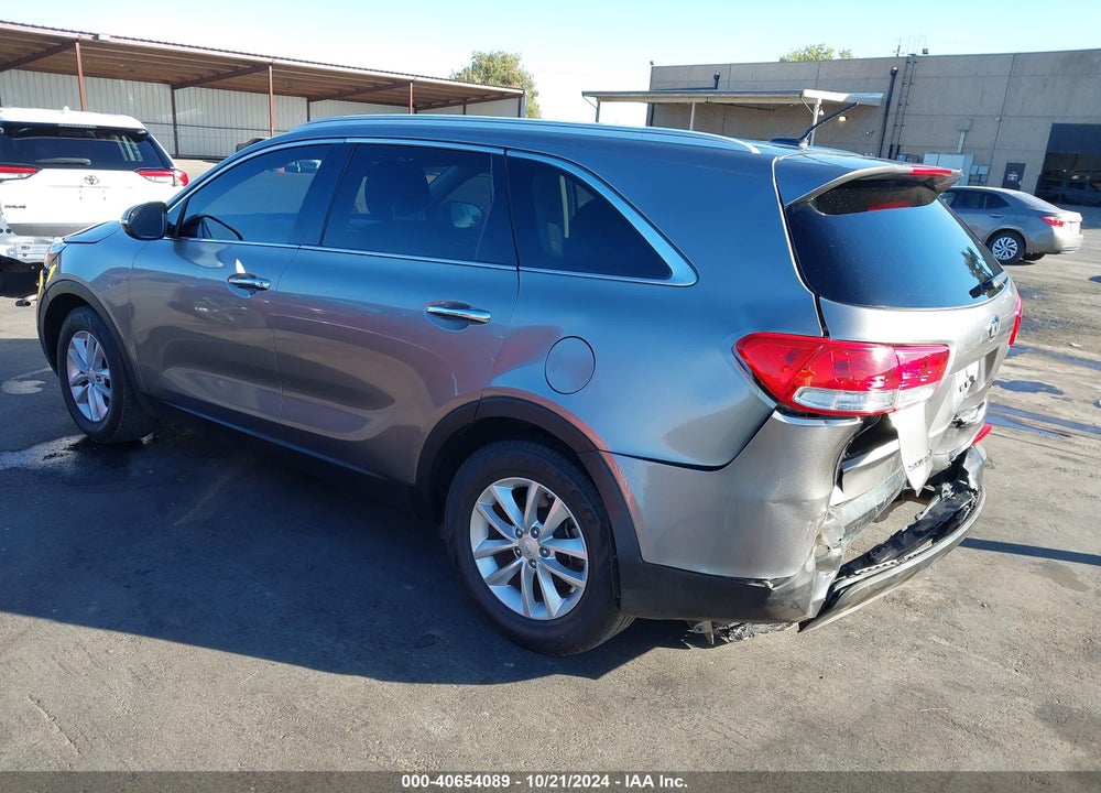 2017 KIA SORENTO 3.3L LX VIN: 5XYPGDA59HG333153