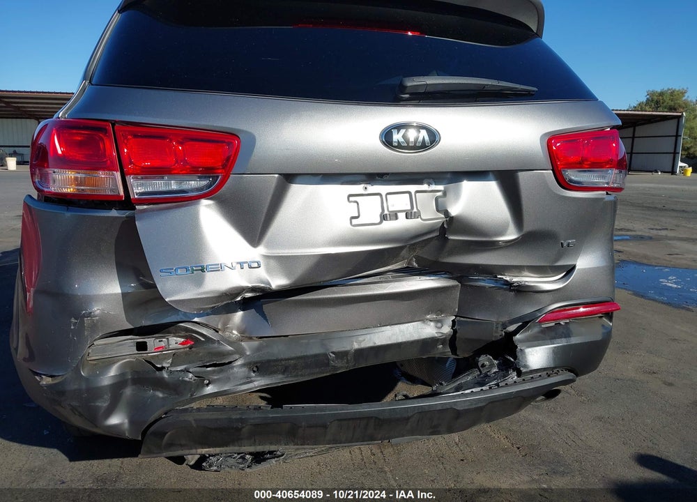 2017 KIA SORENTO 3.3L LX VIN: 5XYPGDA59HG333153