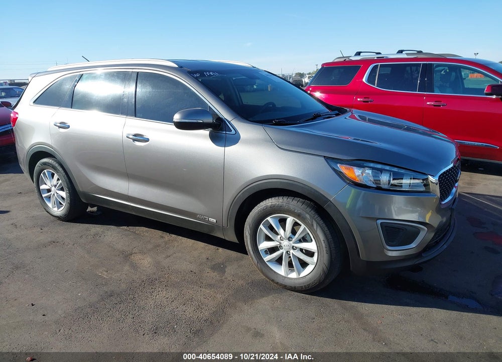 2017 KIA SORENTO 3.3L LX VIN: 5XYPGDA59HG333153