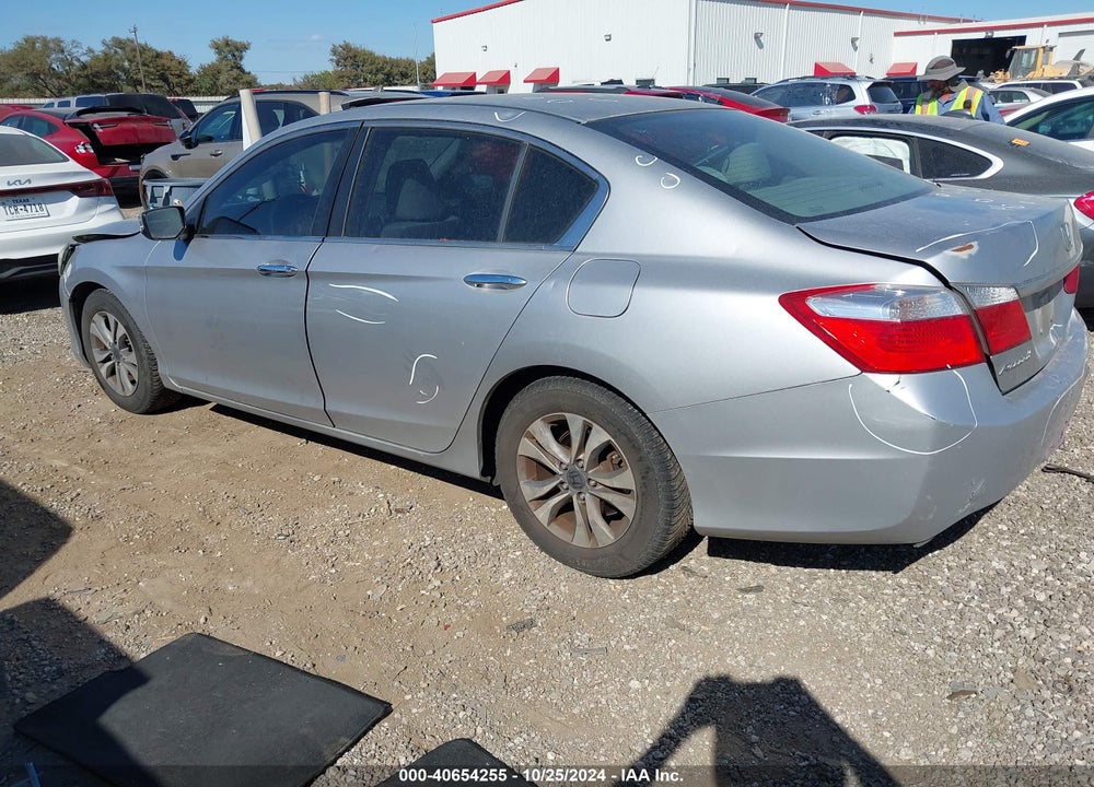 2015 HONDA ACCORD LX VIN: 1HGCR2F38FA072892