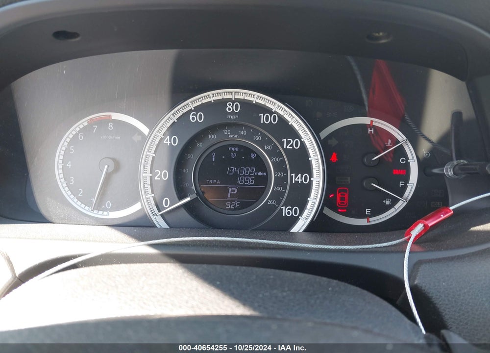 2015 HONDA ACCORD LX VIN: 1HGCR2F38FA072892